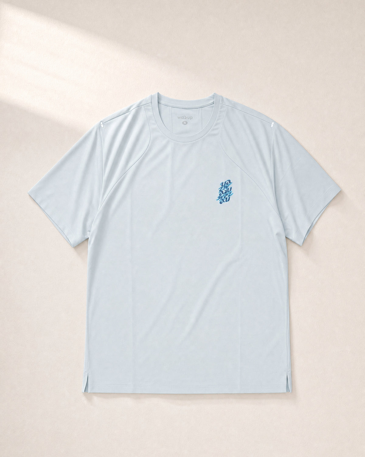 Daily Movement Tee / Light Blue / Men / 3D Front