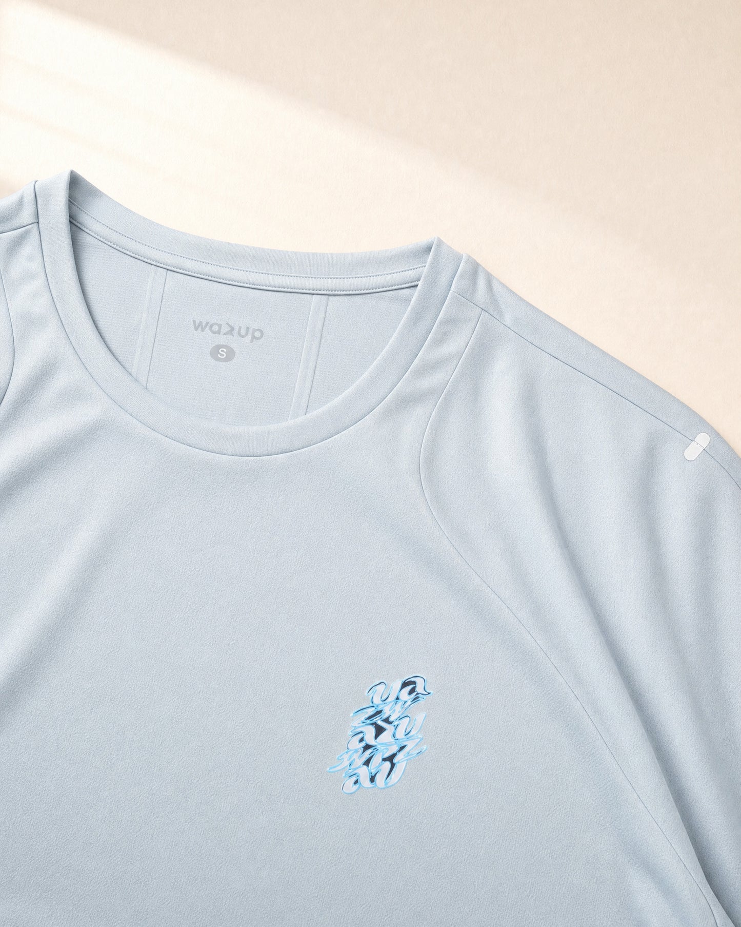 Daily Movement Tee / Light Blue / Men / Logo / construction detail