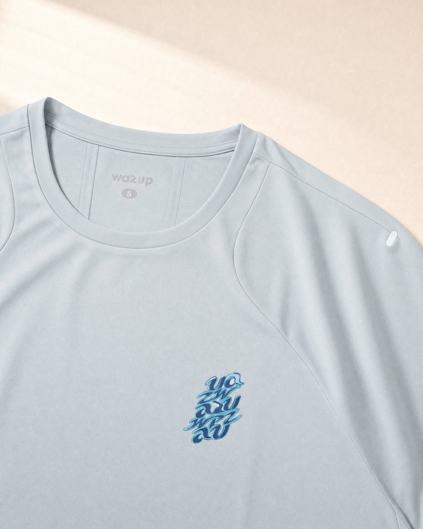 Daily Movement Tee / Light Blue / Women / Logo / construction detail